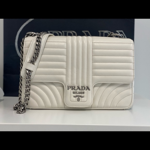 Authentic Large Leather Prada Diagramme Bag used only four times - Picture 2 of 7